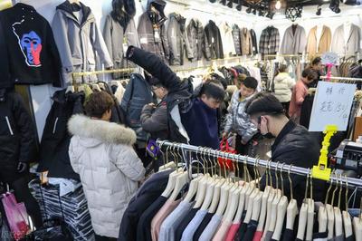 不容錯(cuò)過的十大男裝批發(fā)市場(chǎng)及詳細(xì)拿貨攻略